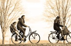 Quelles règles de sécurité suivre quand on fait du vélo en famille